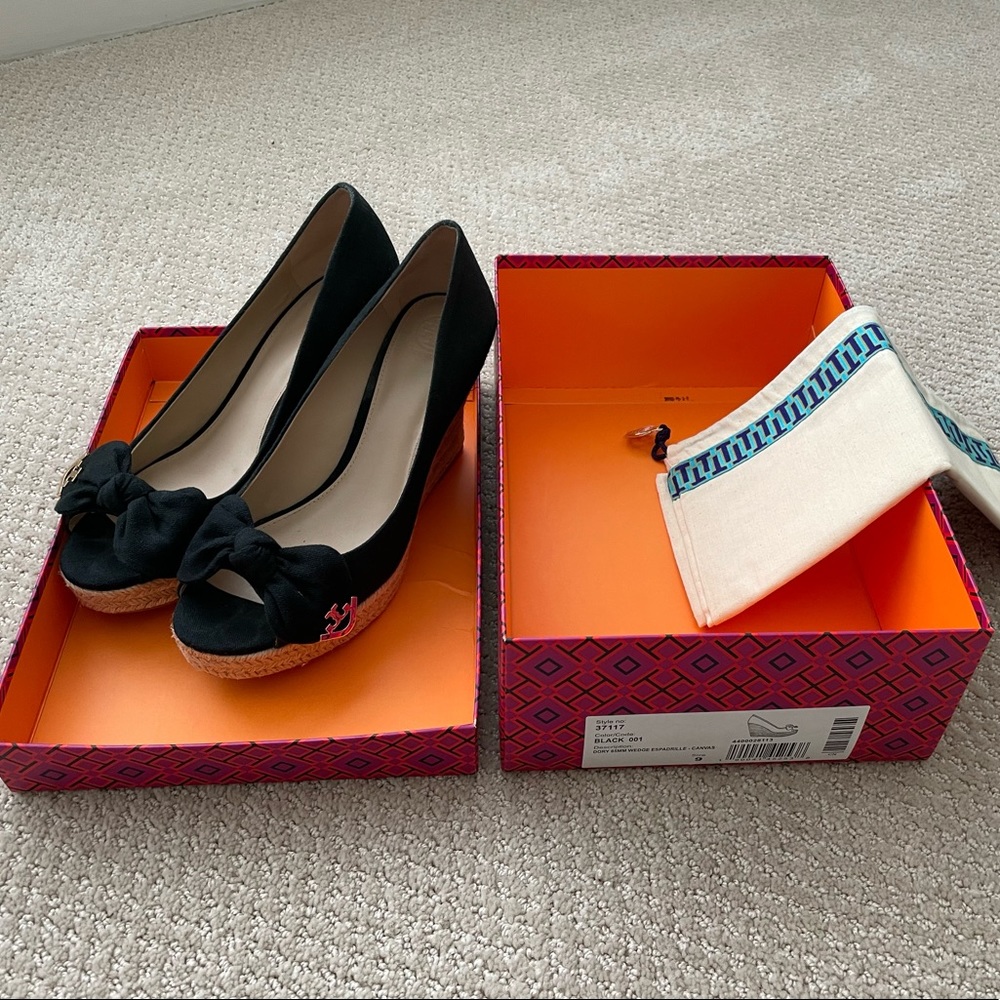 Tory Burch black canvas espadrille wedge shoe with bow size 9